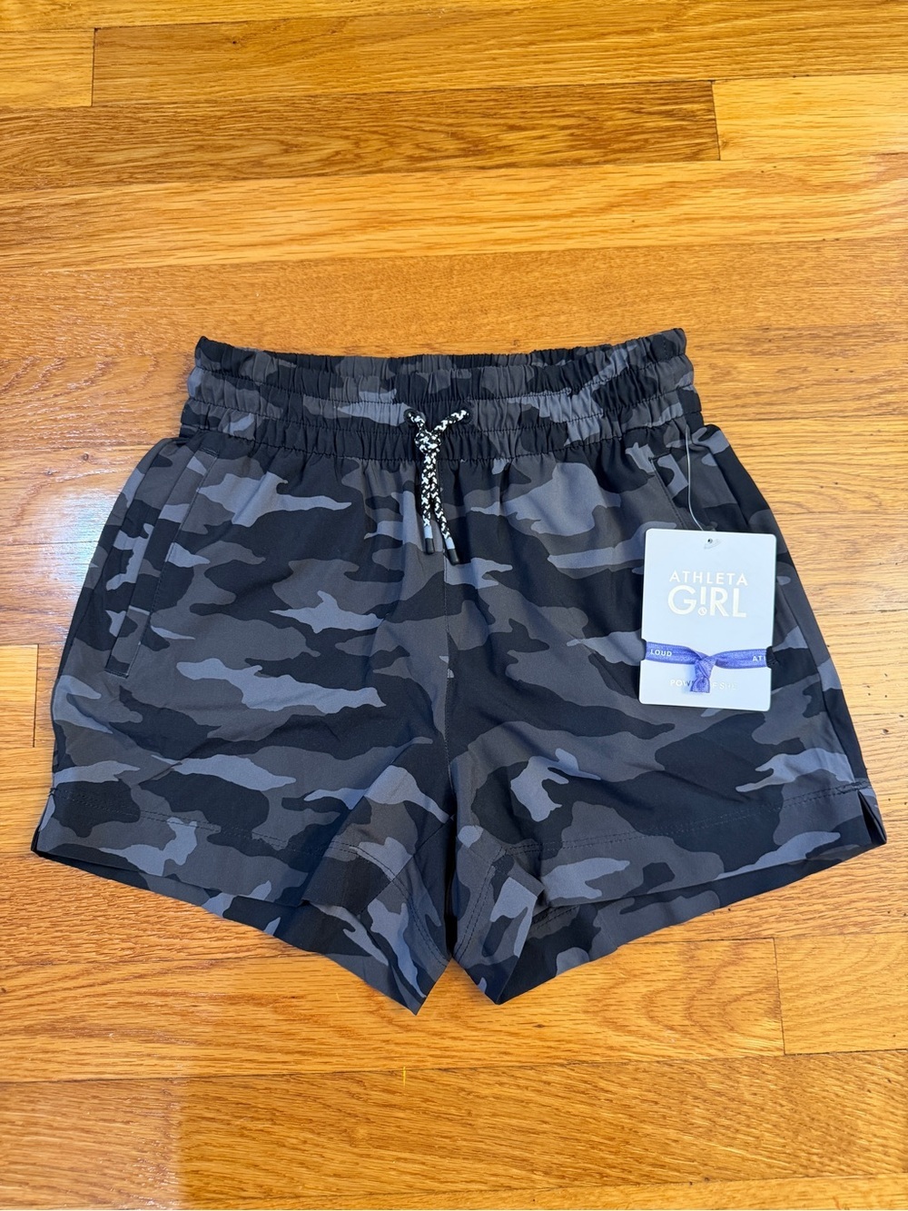 Athleta Girl Play More 3" Short in Gray Camo - Girls Size M/8-10 NWT